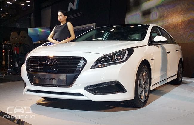 Hyundai在2016年Auto Expo展示了SONATA插件混合动力车