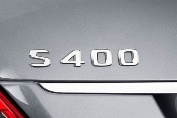 梅赛德斯 - 奔驰S 400于2016年3月29日推出