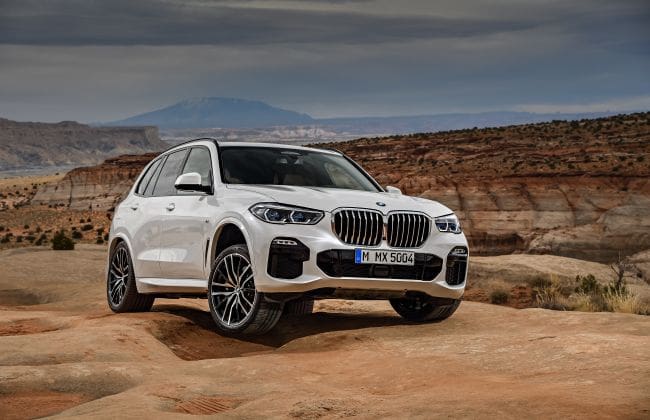 印度绑定的第四族BMW X5亮相