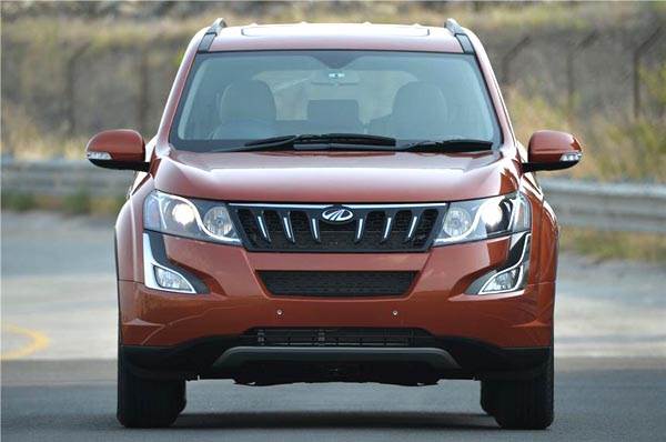 Mahindra Xuv500 W6在14.29卢比推出