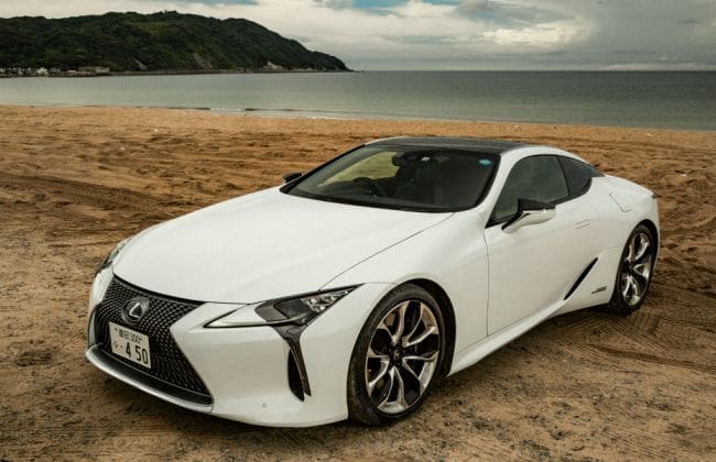 lexus lc 500h：命中和错过