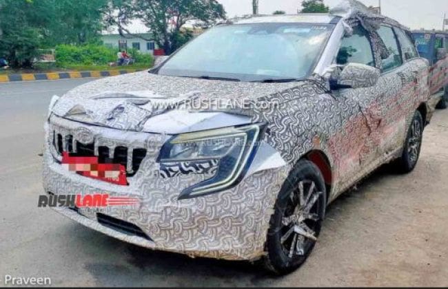 Next-Gen Mahindra XUV500与新的生产规范头灯进行了舒适