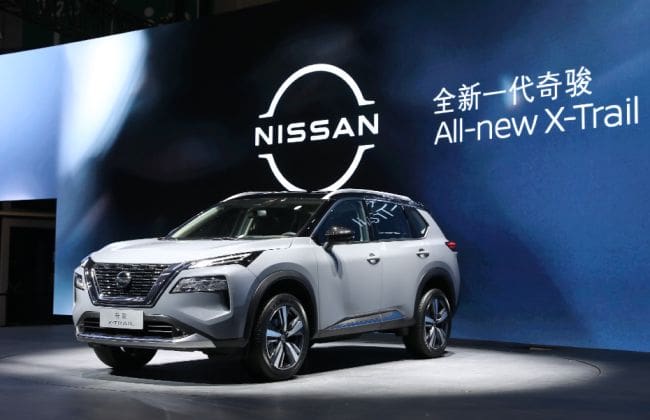 New Nissan X-Trail获得清爽的造型，现代的室内装饰和新的混合动力系