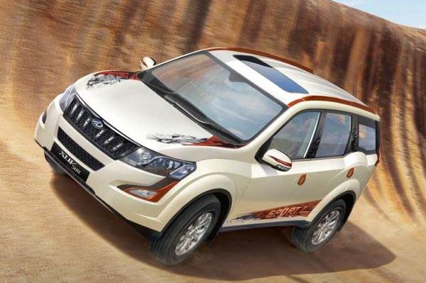 2017 Mahindra Xuv500 Sportz于16.5卢比推出