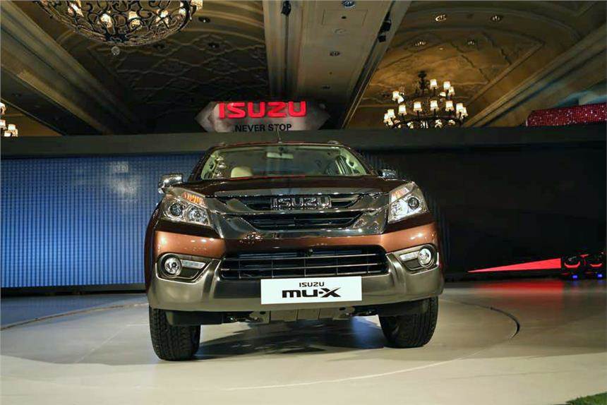 isuzu mu-x，d-max v-cross成为GST的更便宜