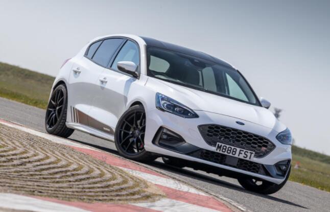 Mountune 改装套件将福特福克斯 ST 提升至 350bhp