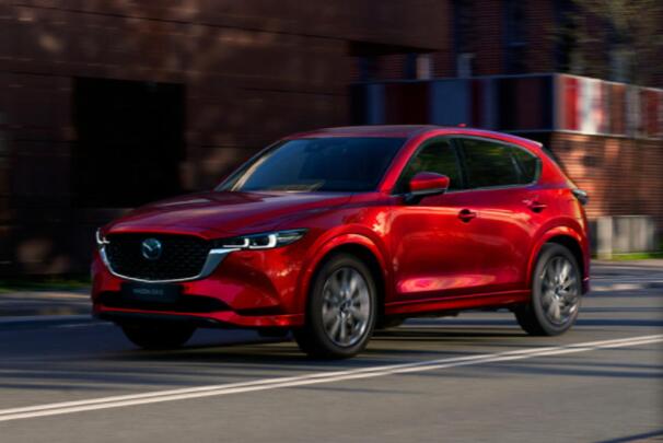 2022 年马自达 CX-5 提高了精致度和规格水平