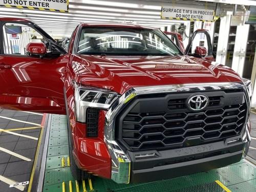 全新的2022 Tundra在德克萨斯州丰田汽车上栩栩如生