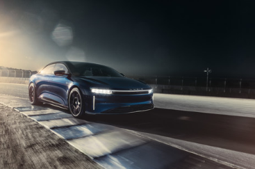 从Lucid推出蓝宝石品牌推出世界上第一款豪华电动超级运动轿车