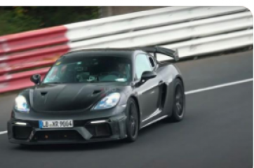 2023718BoxsterSpyderRS本质上是一款适用于太阳爱好者的CaymanGT4RS