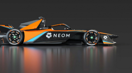 迈凯轮为他们的第一辆电动方程式赛车展示了涂装
